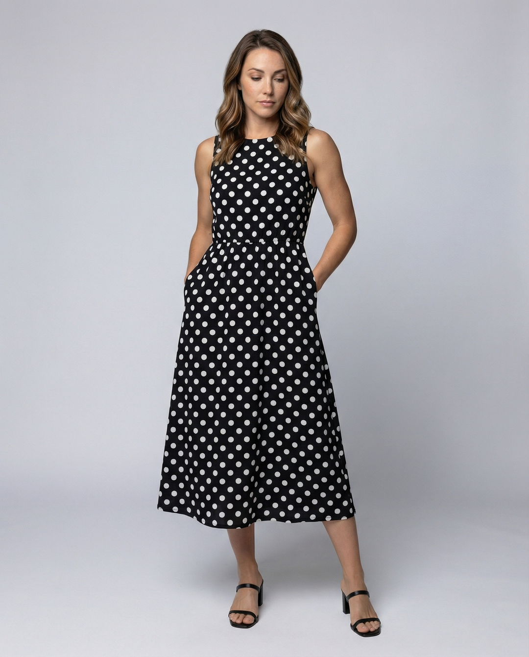 EB | Elegantes Sommerkleid mit Pünktchen
