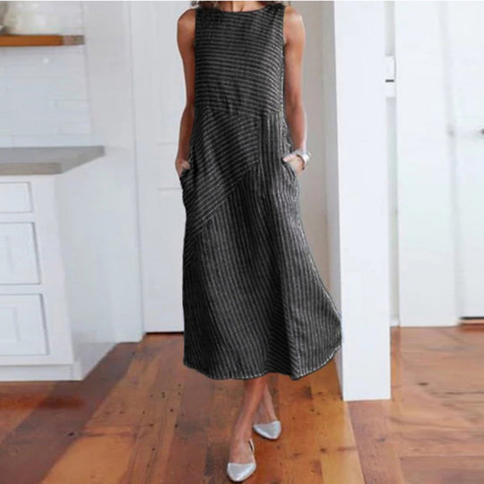 Damen Maxikleid mit Taillenbetonung und schrägem Streifenmuster EB