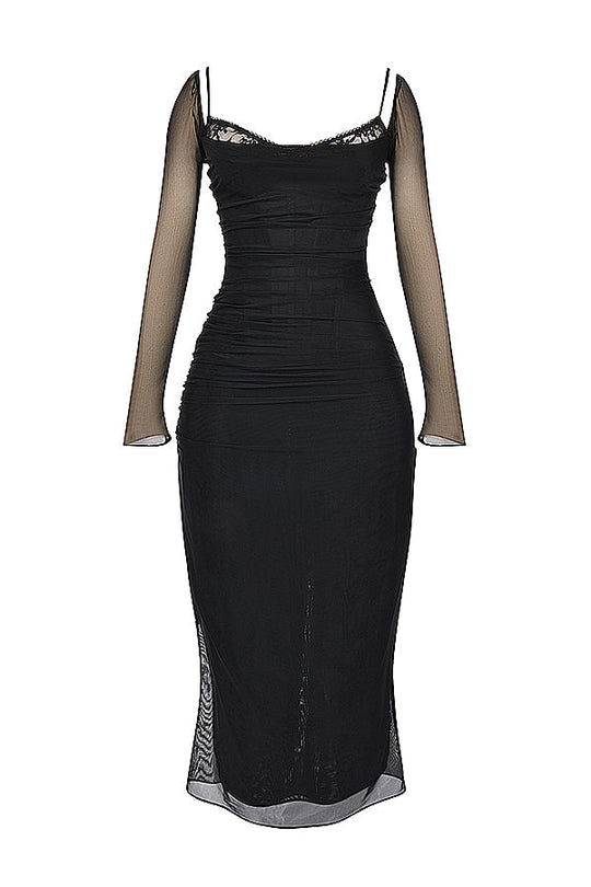 EB | Elegantes Maxikleid mit tiefem Ausschnitt und langen Ärmeln