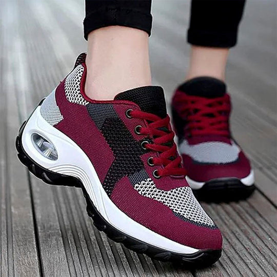 Atmungsaktive Farbblock-Sneaker EB