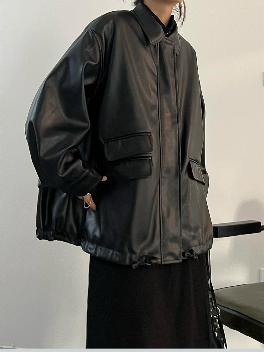 EB | Oversized Schwarzer Veganer Lederjacke mit Reißverschluss