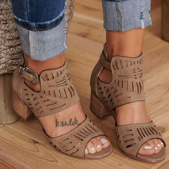 Damen Stiefeletten mit Cut-Out-Design und Blockabsatz EB