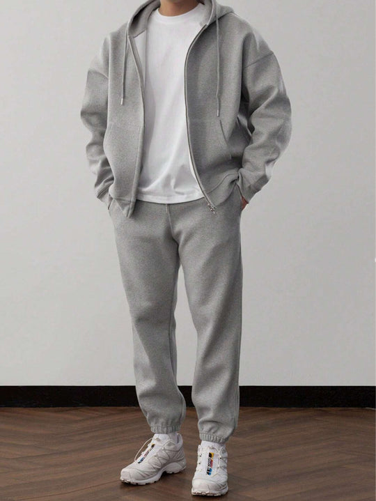 EB | Unifarbener Kapuzenpulli und Hose für Herren