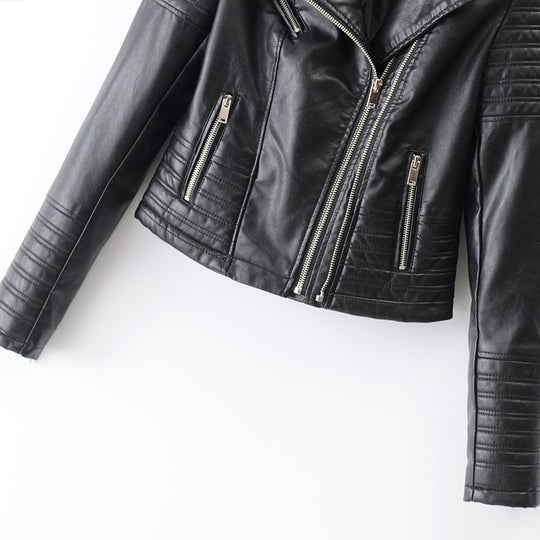 Damen Kunstleder Bikerjacke mit gesteppten Details und schmalem Schnitt EB