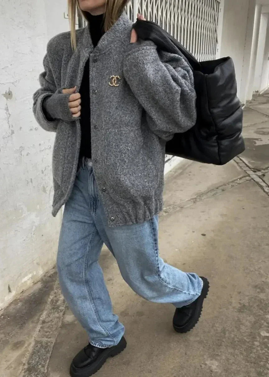 EB | Klassische Bouclé Bomberjacke