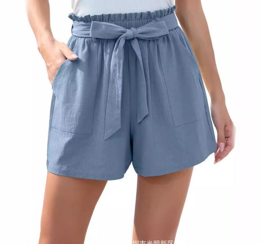 EB | Shorts mit Rüschenrand und Schleife