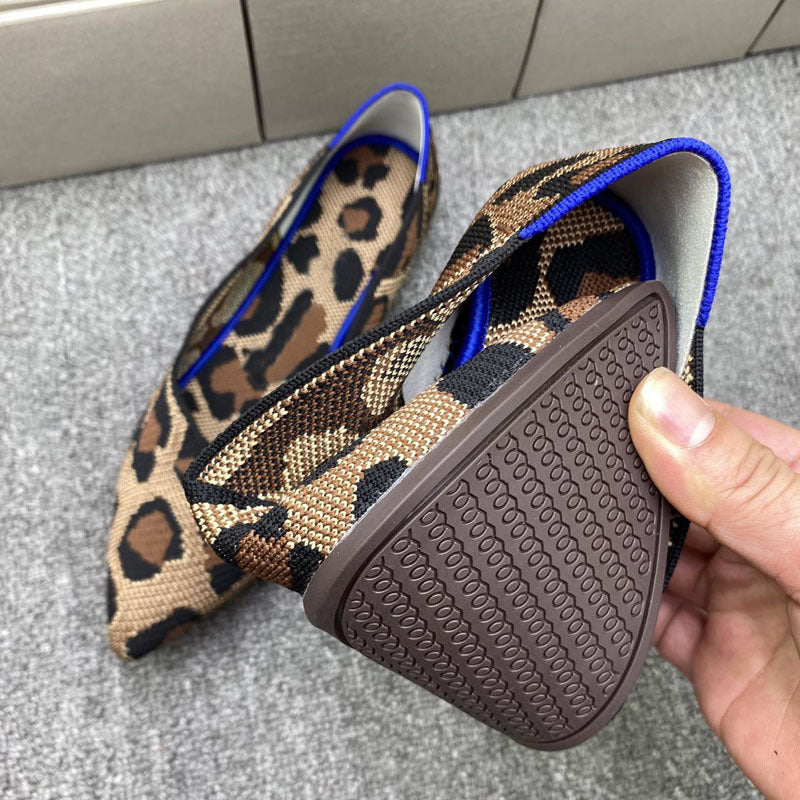 Damen elegante spitz zulaufende Ballerinas mit modischem Leopardenmuster EB