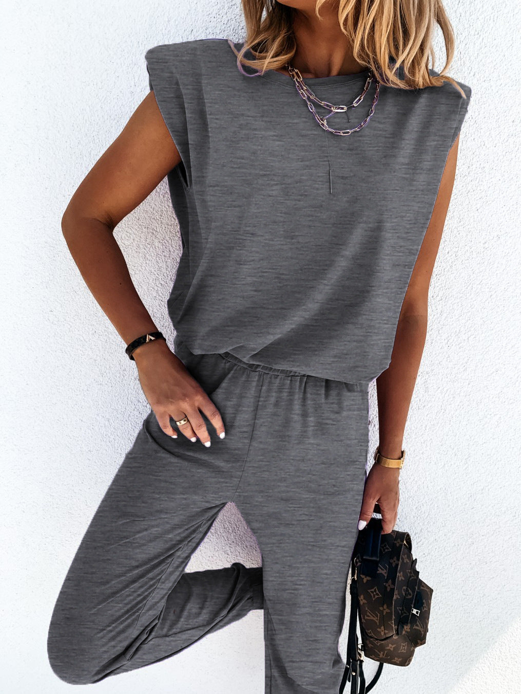 Damen lässiger Jumpsuit mit weichem, elastischem Material und modischem Cut EB