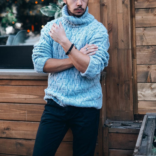 Herren Grobstrickpullover mit hohem Kragen und strukturiertem Zopfdesign EB