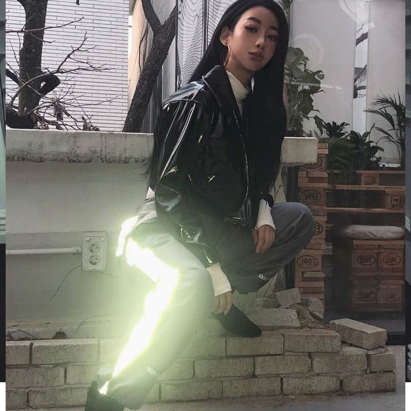 Damen Sportliches Jogginganzug mit reflektierenden Akzenten EB