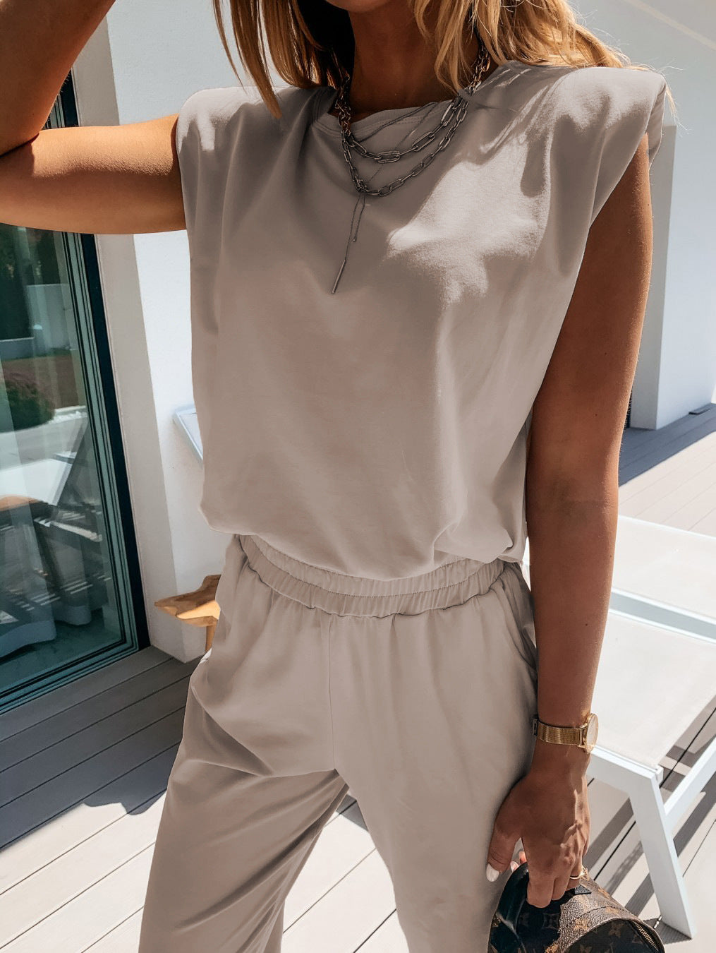 Damen lässiger Jumpsuit mit weichem, elastischem Material und modischem Cut EB