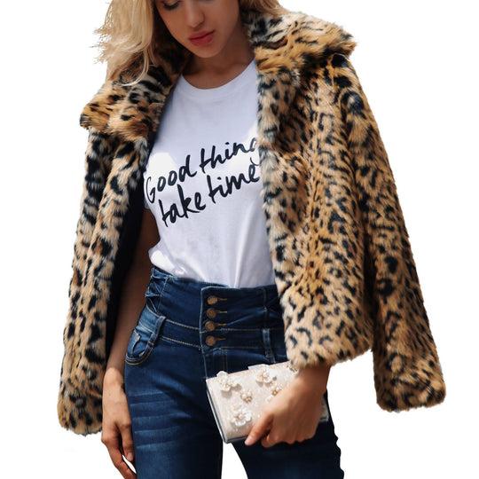 Damen Kunstfelljacke im eleganten Leopardenmuster mit modischem Schnitt EB