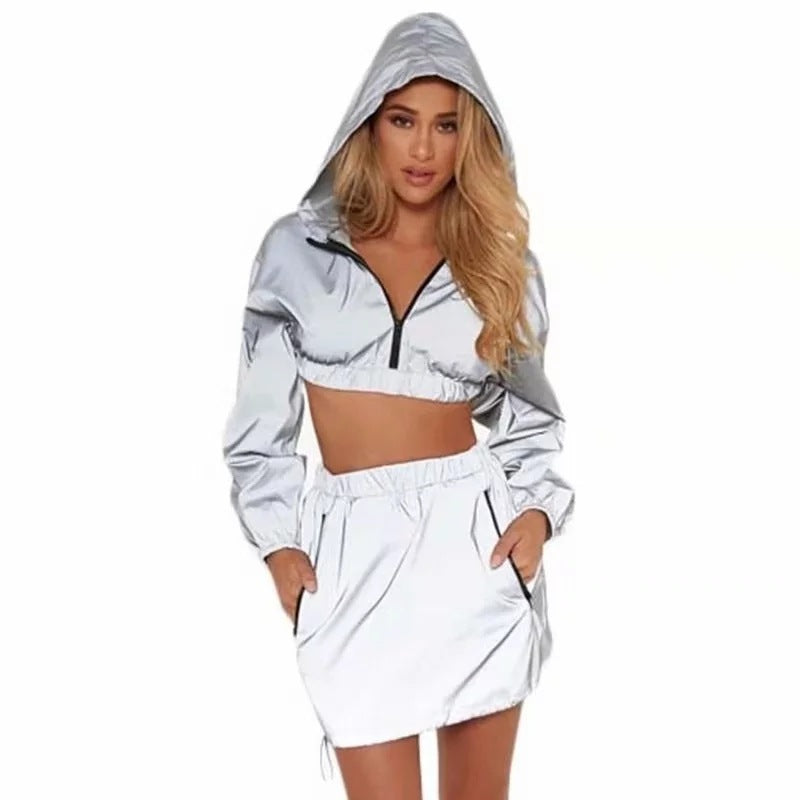 Damen sportliches cropped Outdoor-Set mit praktischen Reißverschlusstaschen EB