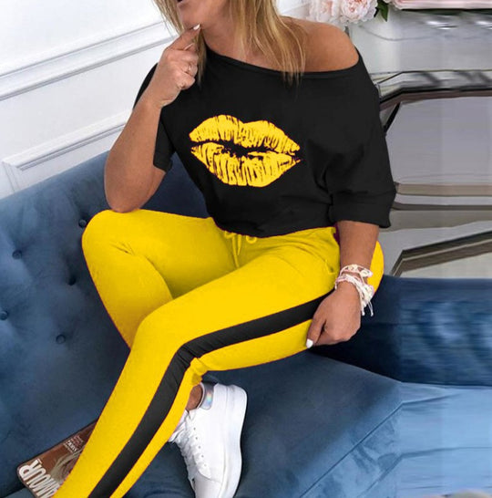 Damen stylisches T-Shirt mit Lippenmotiv EB
