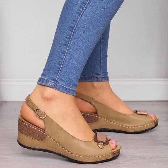 Damen Keil-Pantolette mit modischem Schleifendetail EB
