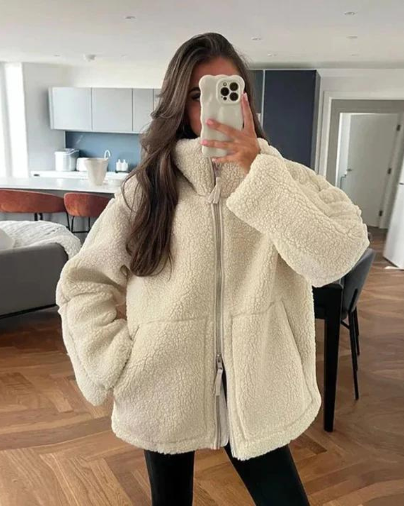 EB | Warme Teddy Jacke