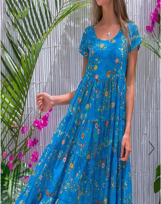 Damen Strandkleid aus leichtem, atmungsaktivem Baumwollmaterial von EB