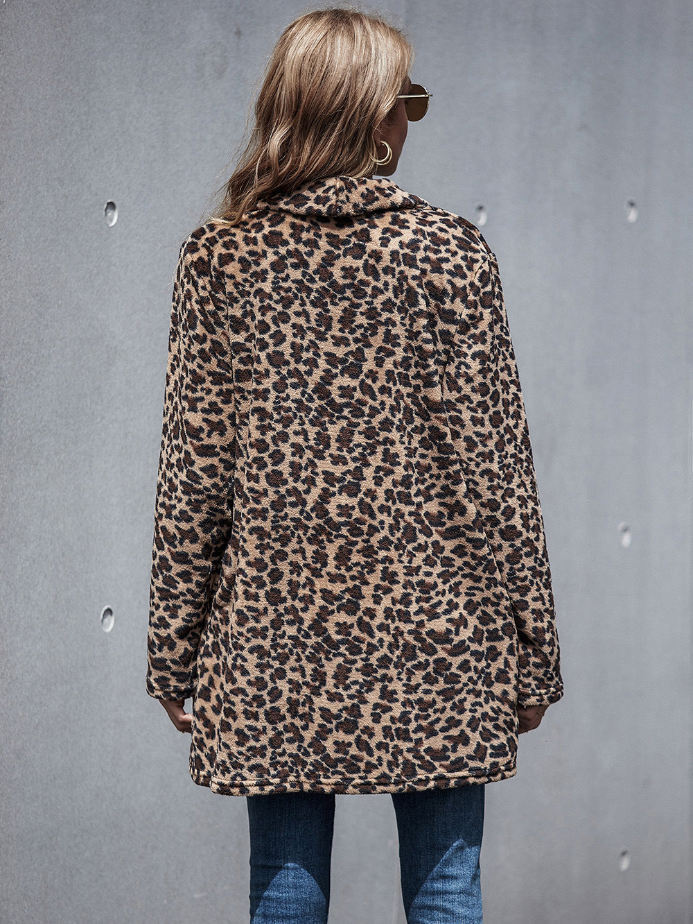 EB | Faux Fur Mantel