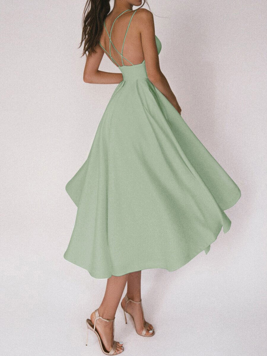 EB | Grace Das Elegante Trägerkleid mit V-Ausschnitt