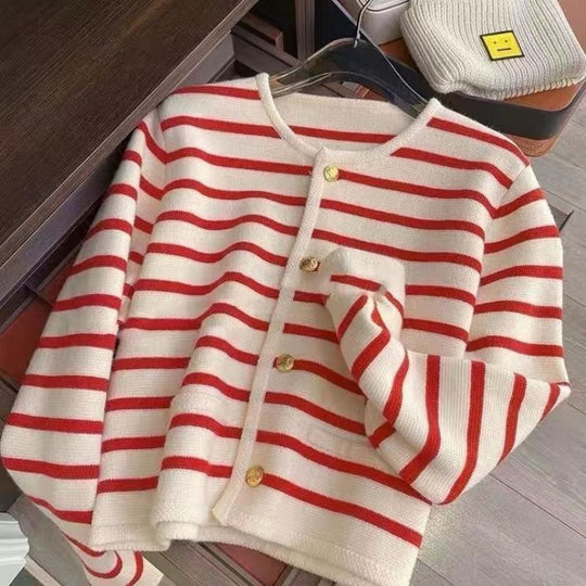 EB | Gemütlicher Gestreifter Strickpullover für Herbstliche Schichtlooks