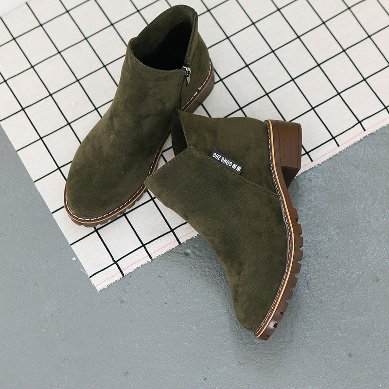 Damen nan knöchelhohe Wildlederoptik-Stiefelette mit seitlichem Reißverschluss, profilierter Gummisohle und komfortablem Blockabsatz EB