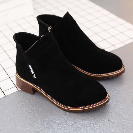 Damen nan knöchelhohe Wildlederoptik-Stiefelette mit seitlichem Reißverschluss, profilierter Gummisohle und komfortablem Blockabsatz EB