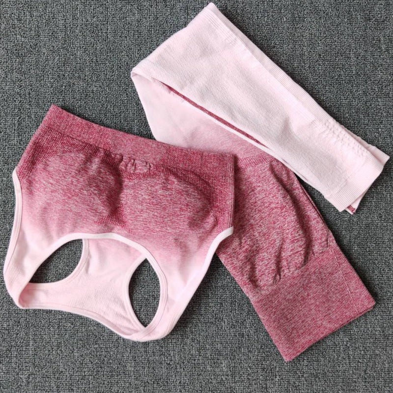 Damen Sportliches Oberteil mit Hochbund und atmungsaktiven Shorts EB