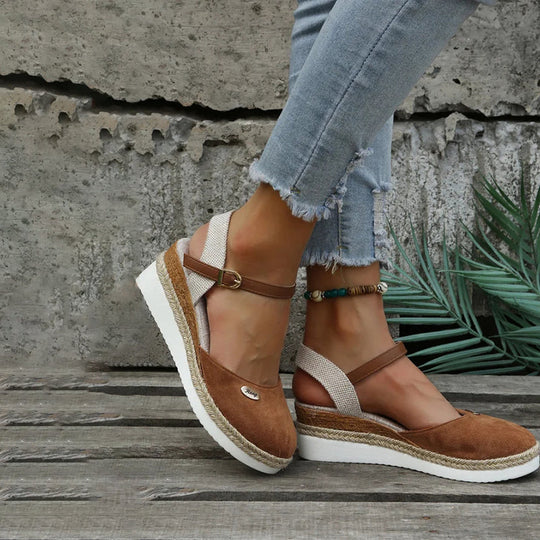Vintage Wedge Sandalen EB