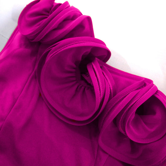 Damen eleganter Jumpsuit mit asymmetrischem Schnitt und voluminösen Rüschendetails EB