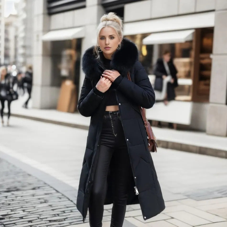 EB | Lange gesteppte Jacke mit Kapuze Isolde