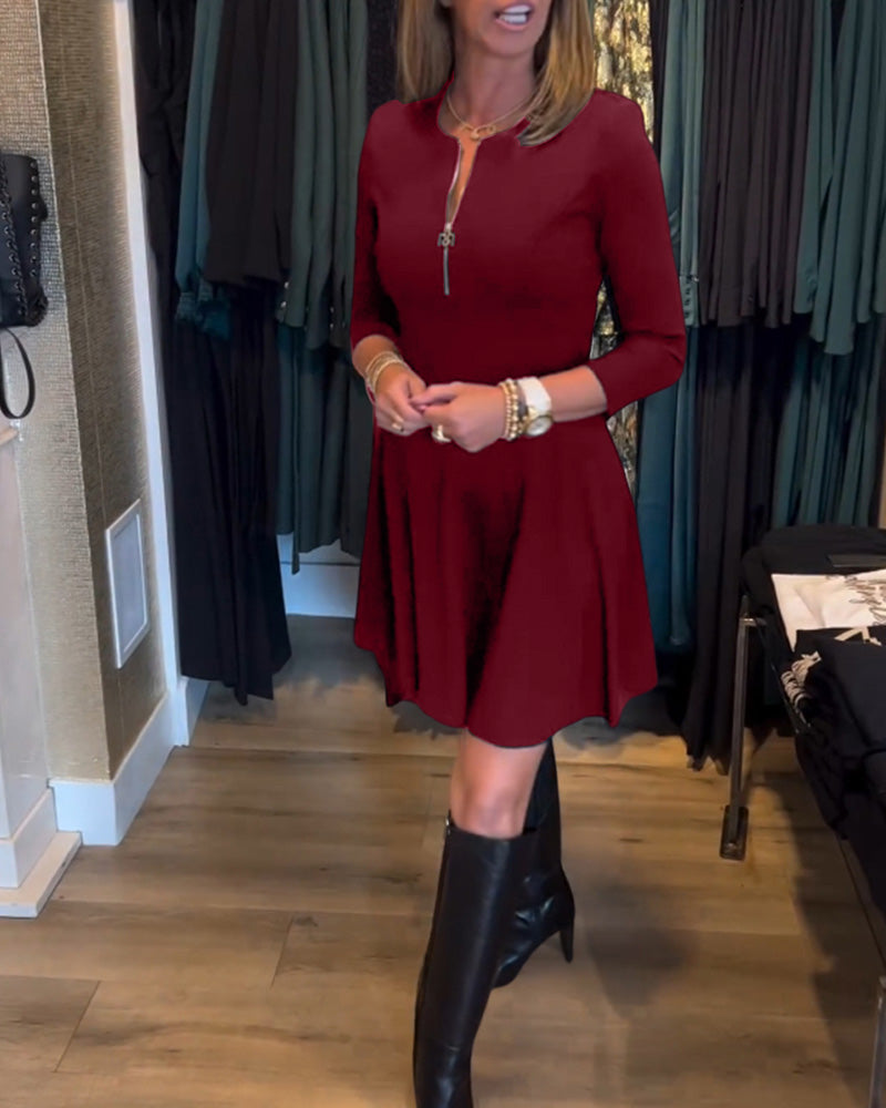 EB | Kleid mit Einfarbigem Reißverschluss