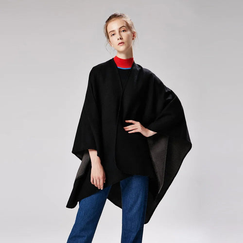 EB | Warmer Poncho mit Fließendem Schnitt