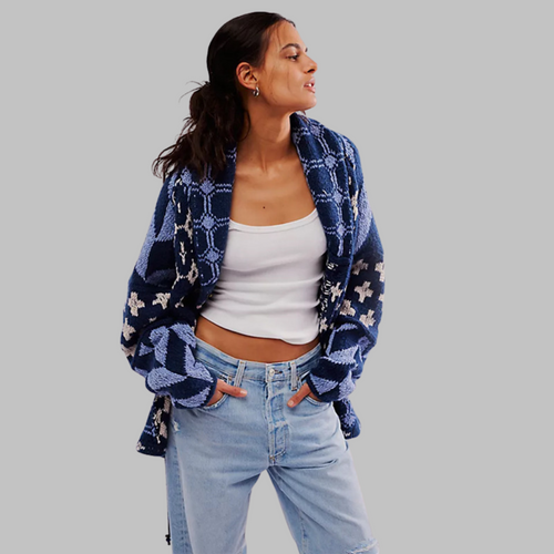 EB | Einzigartige Strickjacke