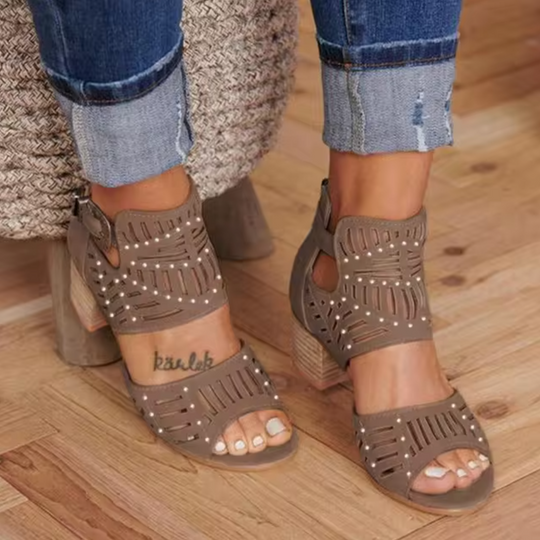 EB | Absatzsandalen mit Vainica