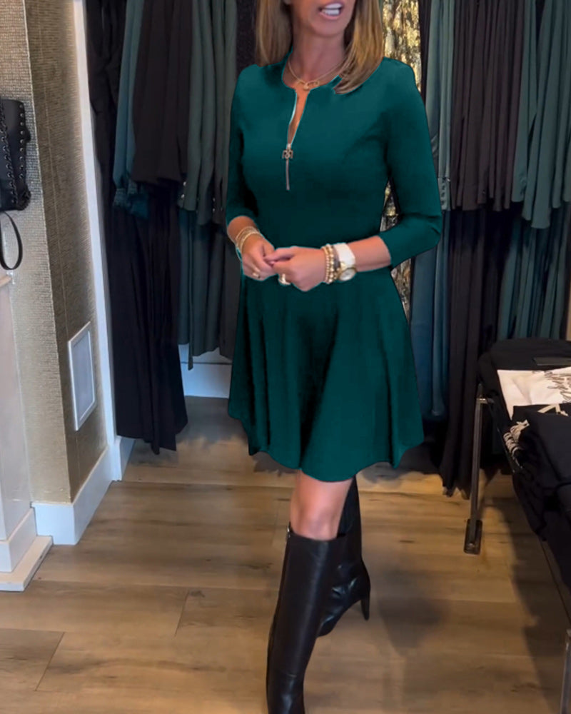 EB | Kleid mit Einfarbigem Reißverschluss