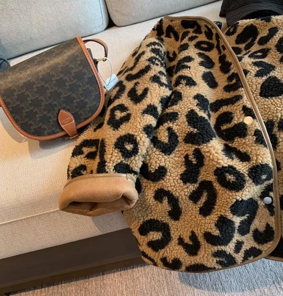EB | Stylische Fleecejacke mit Leopardenmuster