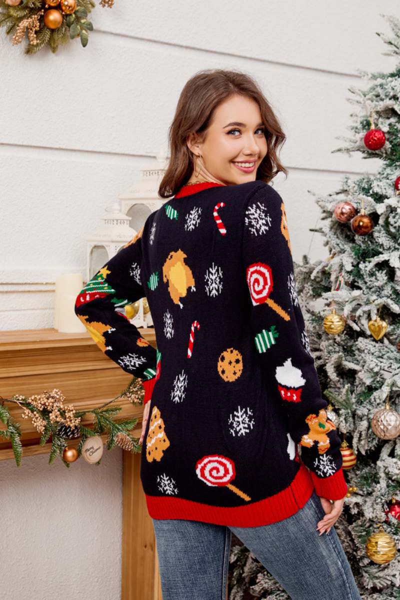 EB | Lässiger Rundhals Pullover mit besticktem Weihnachtsbaum