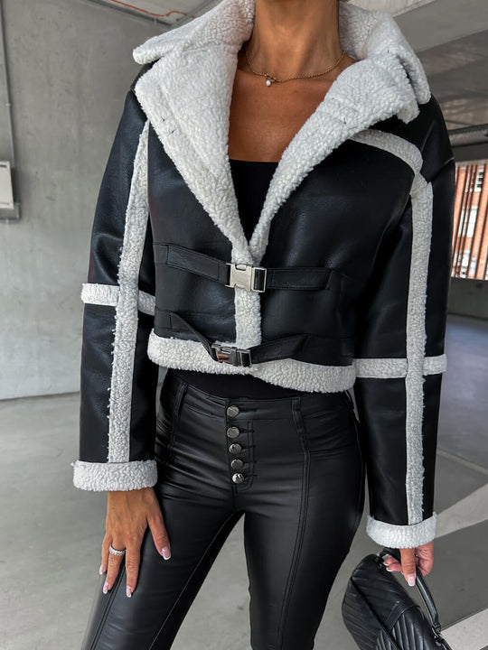 EB | Elegante Lederjacke mit Plüschbesatz