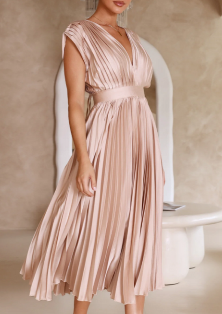 EB | Elegantes Maxikleid Aus Leichtem Stoff