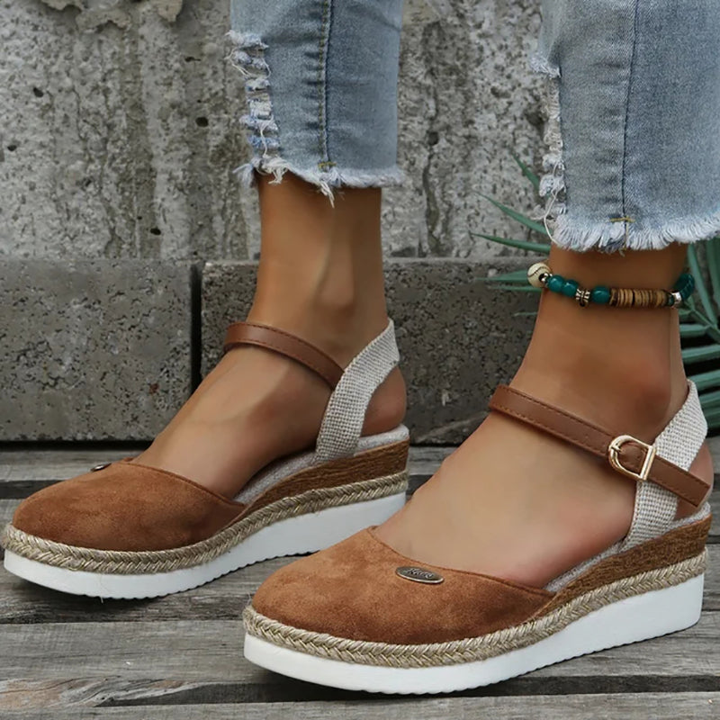 Vintage Wedge Sandalen EB