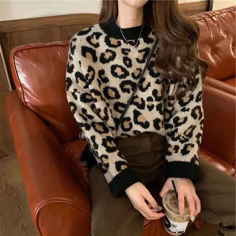 EB | Stylischer Pullover mit Leopardenmuster