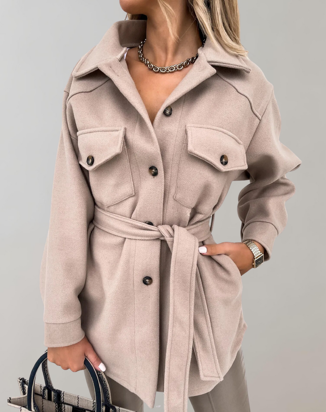 EB | Moderne und Vielseitige Winterjacke