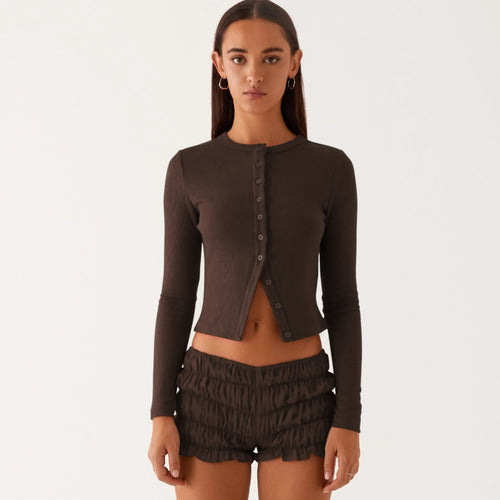 EB | Einfarbige schmal geschnittene lange Strickjacke