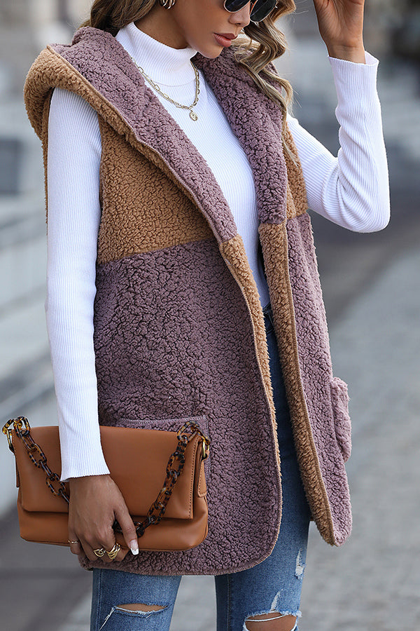 EB | Ärmelloser Colorblock-Taschenloser Mid-Length Cardigan Puff-Velours-Jacke