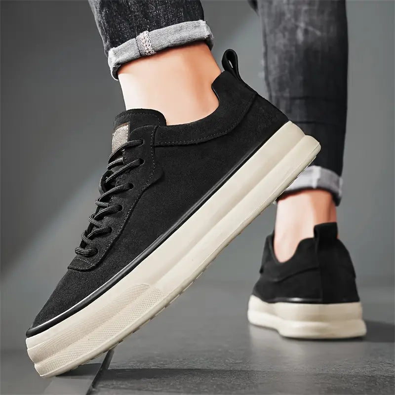 Low-Top Herrenschuhe EB