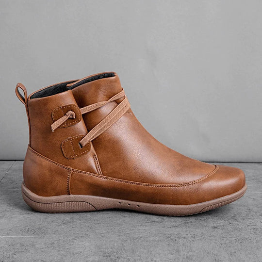 EB | Ankle Boots mit Riemen