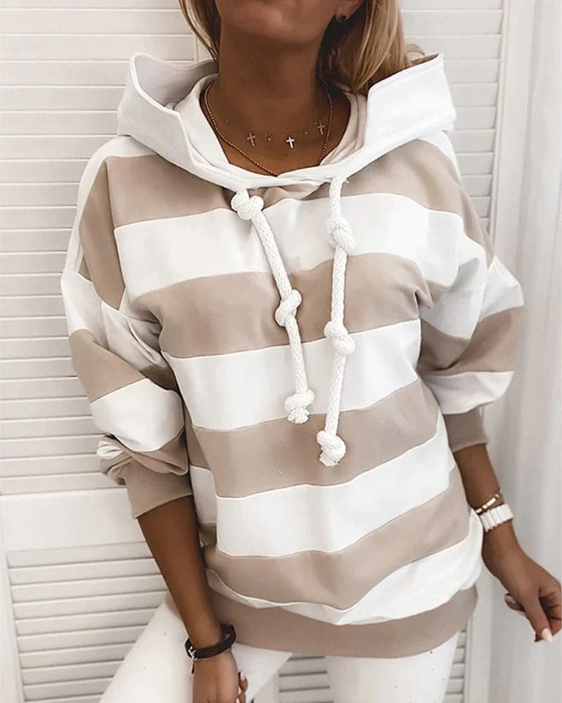 EB | Hoodie Strickdetails Lockere Passform Weiche Materialien