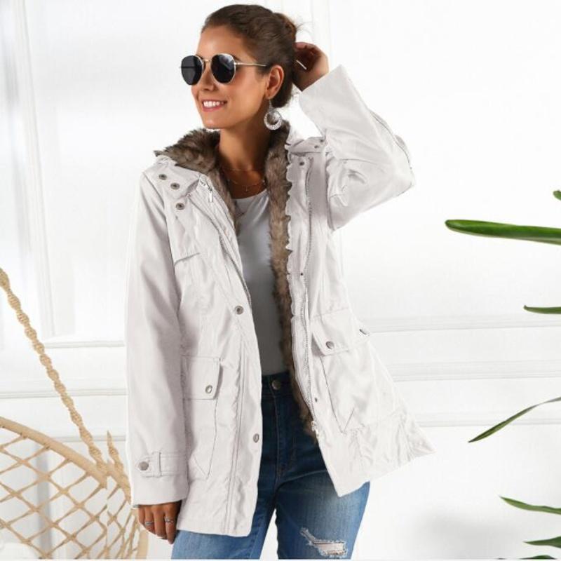 EB | Modische Winterjacke (Wind- und Wasserabweisend)