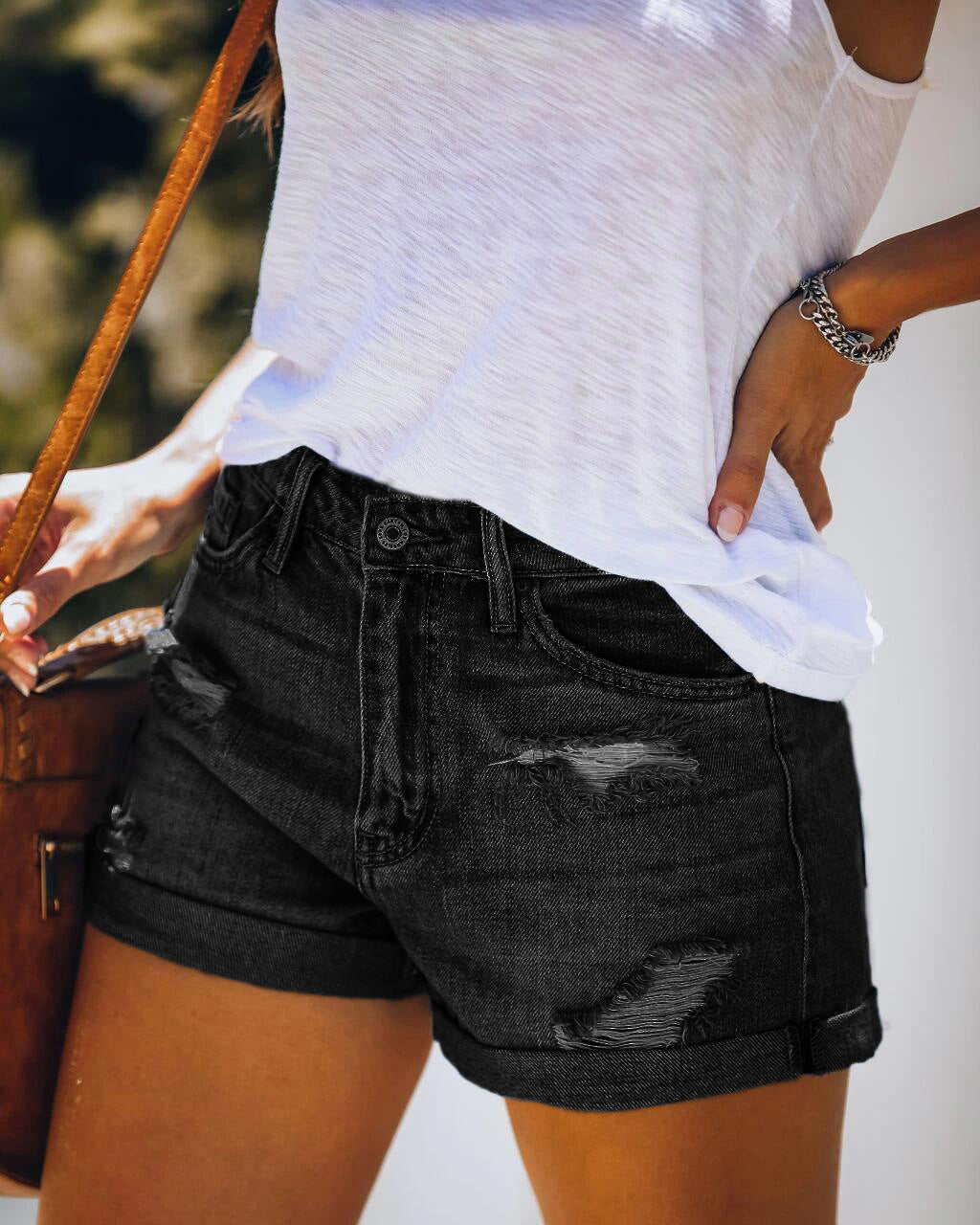 EB | Beinabschluss Ripped Jeans Shorts