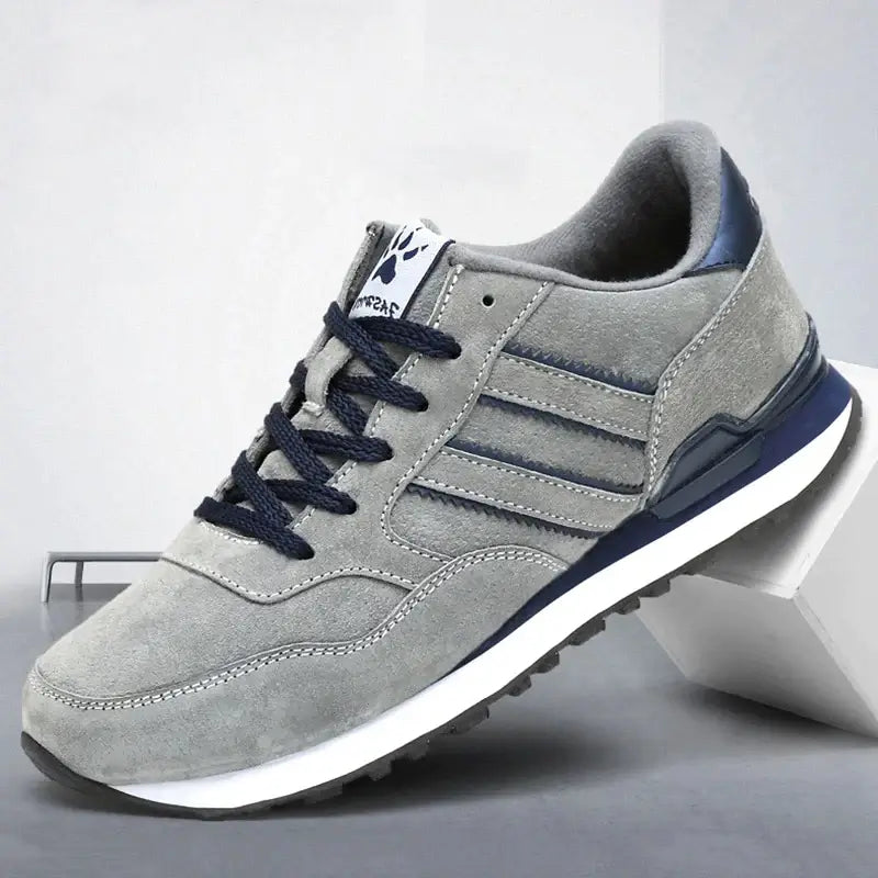 Klassische Herrensneaker EB